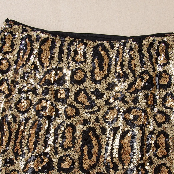 Leopard Print Sequin Mini Skirt - Picture 7 of 9